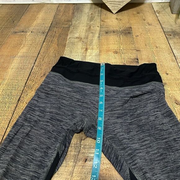 Lululemon run inspire crop leggings - Picture 7 of 10